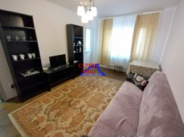 inchiriez-apartament-3-camere-decomandat-zona-vasile-aaron-4