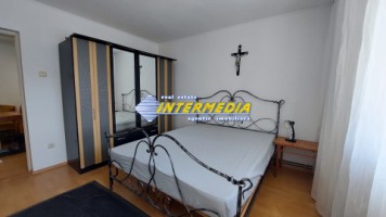 apartament-cu-2-camere-de-inchiriat-in-zona-cetate-bulevard-etaj-intermediar-alba-iulia