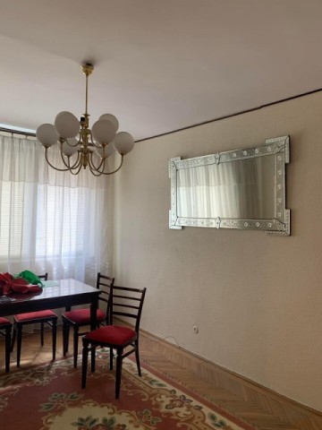 de-vanzare-apartament-3-camere-zona-parcul-mihai-eminescu-pret-60000-negociabil