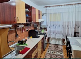 apartament-3-camere-zona-capat-1-etaj-4-cu-sarpanta-5