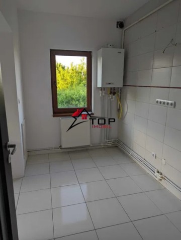 apartament-cu-2-camere-decomandat-visani-3