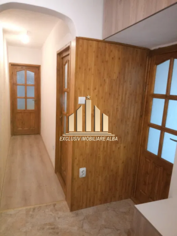 apartament-cu-2-camere-decomandate-cetate-3