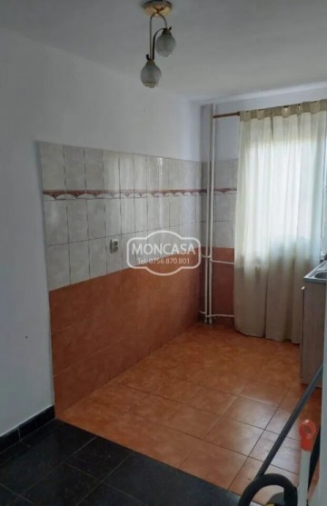 apartament-3-camere-zona-scoala-7-etaj-1-1