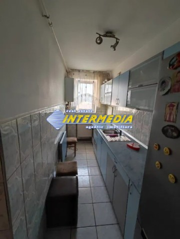 apartament-cu-2-camere-de-vanzare-in-cartier-cetate-finisat-alba-iulia-3