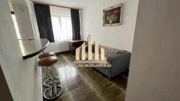 apartament-cu-3-camere-de-vanzare-cetate-1
