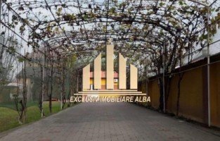 casa-individuala-de-vanzare-lipoveni-centru-1