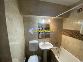 apartament-3-camere-decomandat-de-vanzare-etaj-intermediar-centru-ultracentral-6