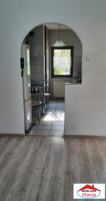 apartament-4-camere-de-inchiriat-micro-17-id-22774-2