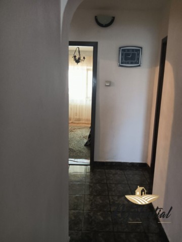 apartament-4-camere-decomandat-mobilat-si-utilat-in-nicolina-prima-statie-dupa-podul-ros-16