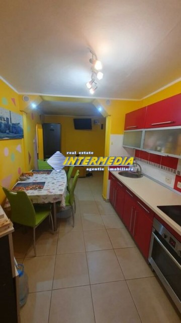 apartament-cu-2-camere-zona-cetate-mercur-etaj-intermediar-alba-iulia-2