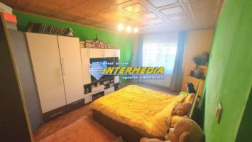 apartament-cu-2-camere-zona-cetate-mercur-etaj-intermediar-alba-iulia-3