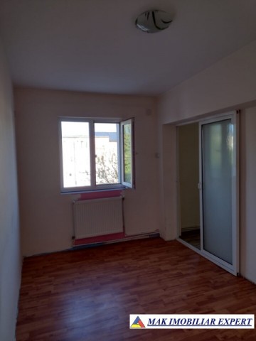apartament-2-camere-cf-3-et44-campulung-4