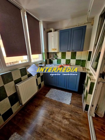 apartament-3-camere-de-vanzare-decomandat-in-centru-alba-iulia-etaj-3-3