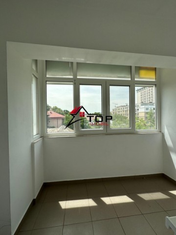 apartament-4-camere-decomandat-bulevardul-independentei-14