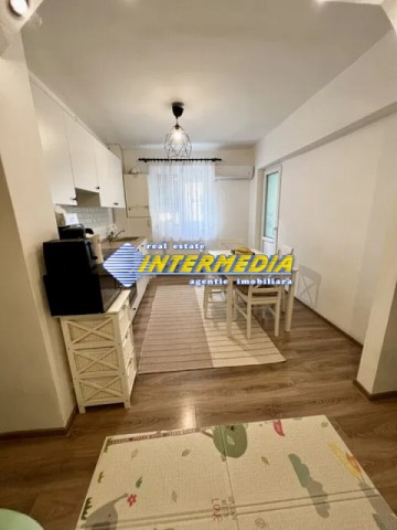 apartament-cu-2-camere-de-vanzare-in-alba-iulia-zona-cetate-pozitie-buna-etaj-intermediar-2