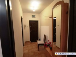 vandut-gasca-zurli-de-inchiriat-apartament-3-camere-confort-1-etaj-p-pe-4-visoi-campulung-muscel-arges-15