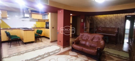 apartament-4-camere-zona-centrala-piata-mare-etaj-1