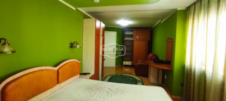 apartament-4-camere-zona-centrala-piata-mare-etaj-1-23