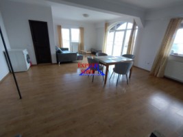 inchiriez-apartament-3-camere-decomandatrenovat-zona-milea-2