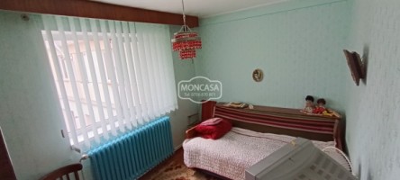 apartament-4-camere-zona-unirii-75-mp-etaj-4-cu-sarpanta-27