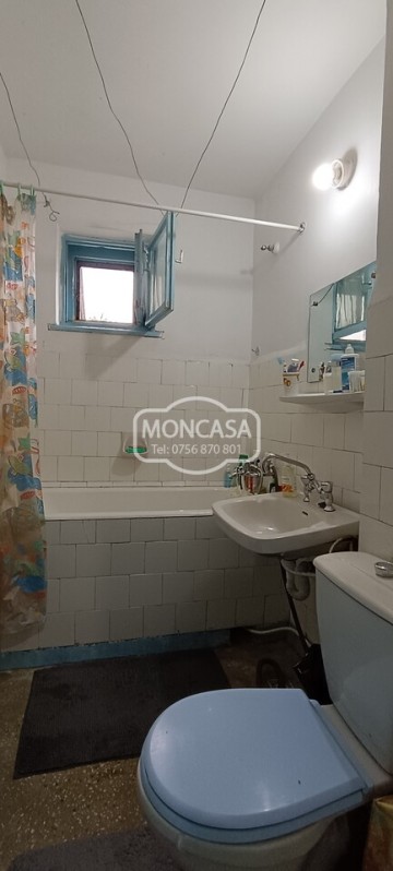 apartament-4-camere-zona-unirii-75-mp-etaj-4-cu-sarpanta-29