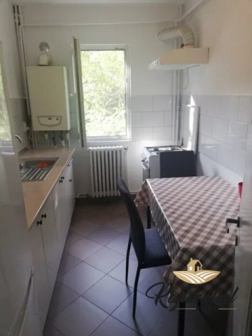 apartament-3-camere-de-inchiriat-mobilat-si-utilat-podu-ros-4