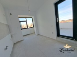 de-vanzare-penthouse-3-camere-126-mp-baie-cu-geam-terasa-proprie-bloc-nou-popas-pacurari-4