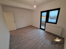 de-vanzare-apartament-decomandat-2-camere-gradina-proprie-40-mp-lunca-cetatuii-iasi-8