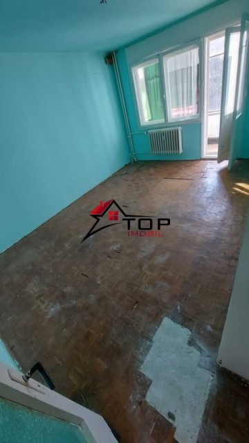 apartament-3-camere-decomandat-etaj-2-tatarasi