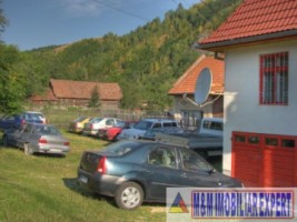 vila-19-camere-teren-4700-mp-de-vanzare-in-bran-moeciu-brasov-ideala-pentru-turism-12