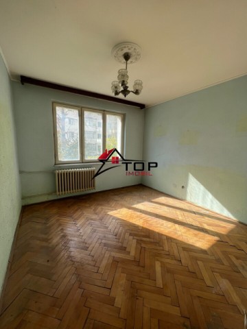 apartament-3-camere-decomandat-alexandru-cel-bun-parcul-voievozilor-2