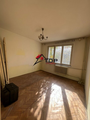 apartament-3-camere-decomandat-alexandru-cel-bun-parcul-voievozilor-4