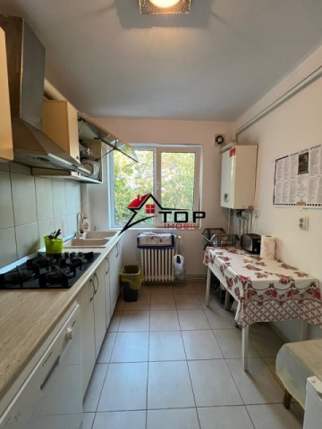 apartament-2-camere-2-balcoane-tatarasi