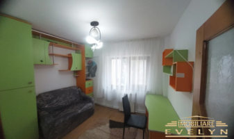 de-inchiriat-apartament-4-camere-etaj-2-zona-capat-1-rvg-pret-400-euro-2