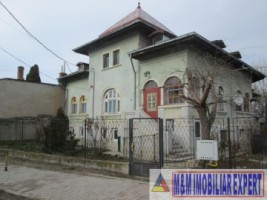 conac-boieresc-14-camere-teren-4500-mp-de-vanzare-in-racari-dambovita-oportunitate-unica