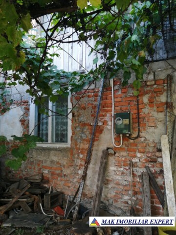 casa-3-camere-teren-de-208-mp-in-voinesti-leresti-arges-4