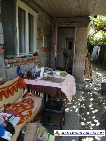 casa-3-camere-teren-de-208-mp-in-voinesti-leresti-arges-5