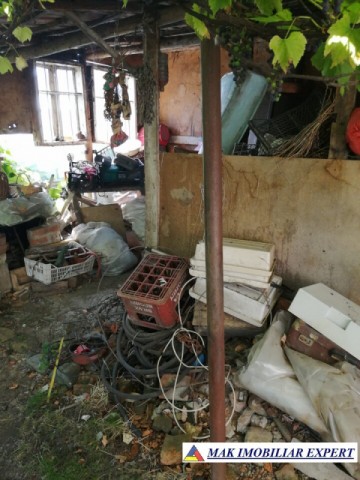 casa-3-camere-teren-de-208-mp-in-voinesti-leresti-arges-6