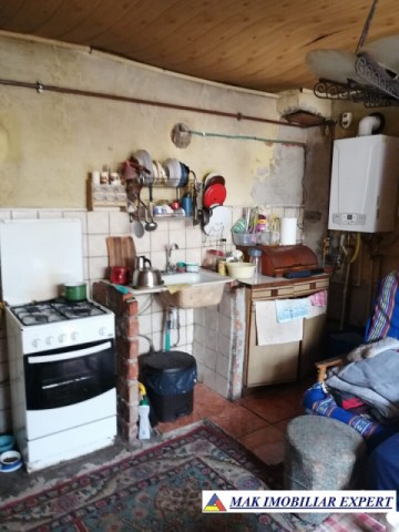 casa-3-camere-teren-de-208-mp-in-voinesti-leresti-arges-12