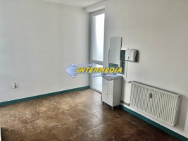 spatiu-comercial-de-inchiriat-in-alba-iulia-finisat-complet-in-suprafata-de-120-mp-in-centru-6