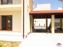 apartament-nou-finisat-cu-garaj-si-gradina-proprie-id-22142