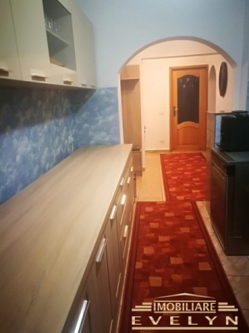 apartament-3-camere-de-vanzare-zona-biserica-duminica-mare