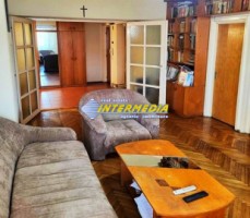 apartament-4-camere-decomandat-de-vanzare-in-alba-iulia-ultracentral