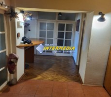 apartament-4-camere-decomandat-de-vanzare-in-alba-iulia-ultracentral-3