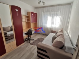 inchiriez-apartament-3-camere-decomandatrenovatzona-strand-6