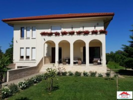 casa-vila-moderna-zona-semicentrala-id-22689