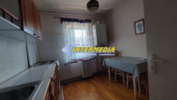 vanzare-apartament-2-camere-decomandat-50-mp-alba-iulia-zona-cetate-mercur-1