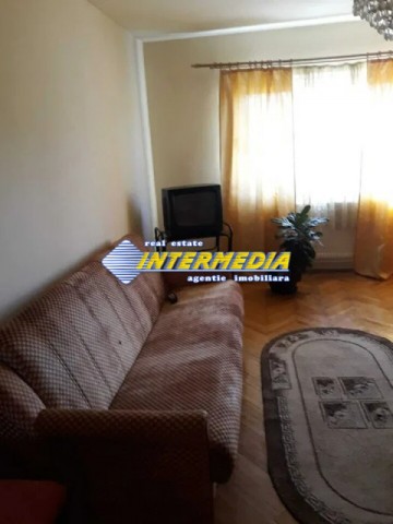 apartament-cu-2-camere-decomandat-de-vanzare-in-cetate-zona-tolstoi-2