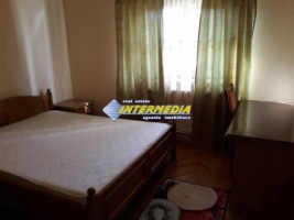 apartament-cu-2-camere-decomandat-de-vanzare-in-cetate-zona-tolstoi-5