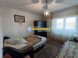 apartament-2-camere-decomandat-50-mp-de-vanzare-in-alba-iulia-1